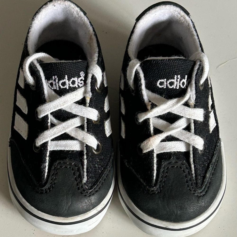 ADIDAS baby ADIFIT black shoes in like new condition size 3K - Picture 2 of 7